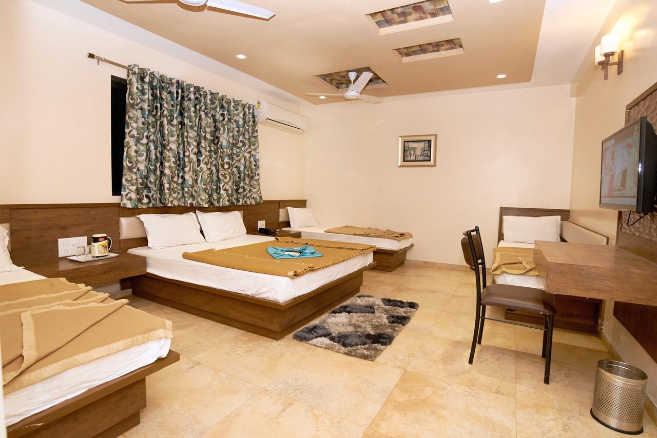Hotel Sai Suraj Park Shirdi Exterior photo