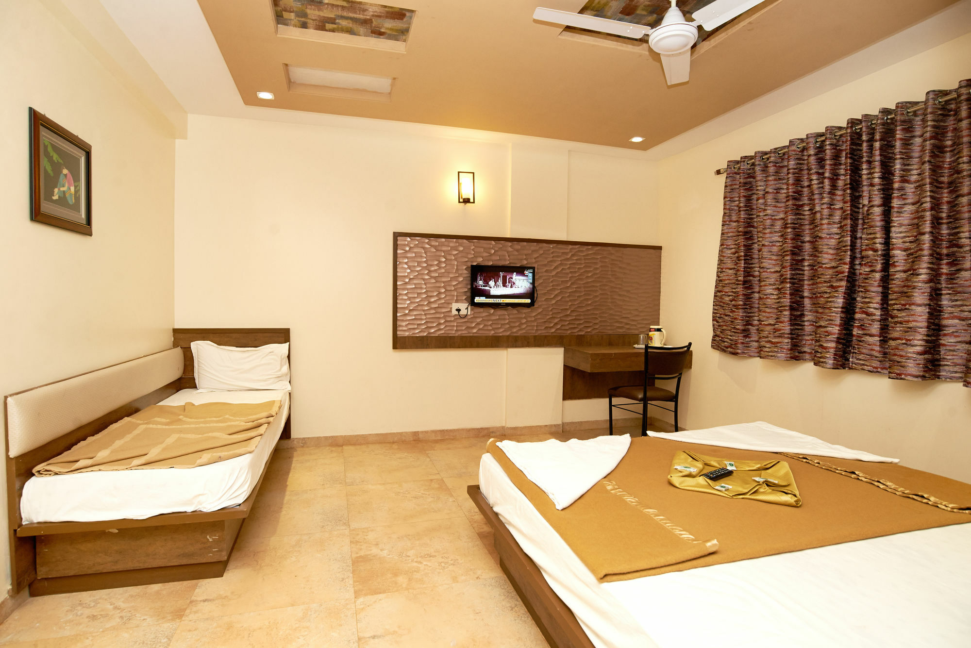 Hotel Sai Suraj Park Shirdi Exterior photo