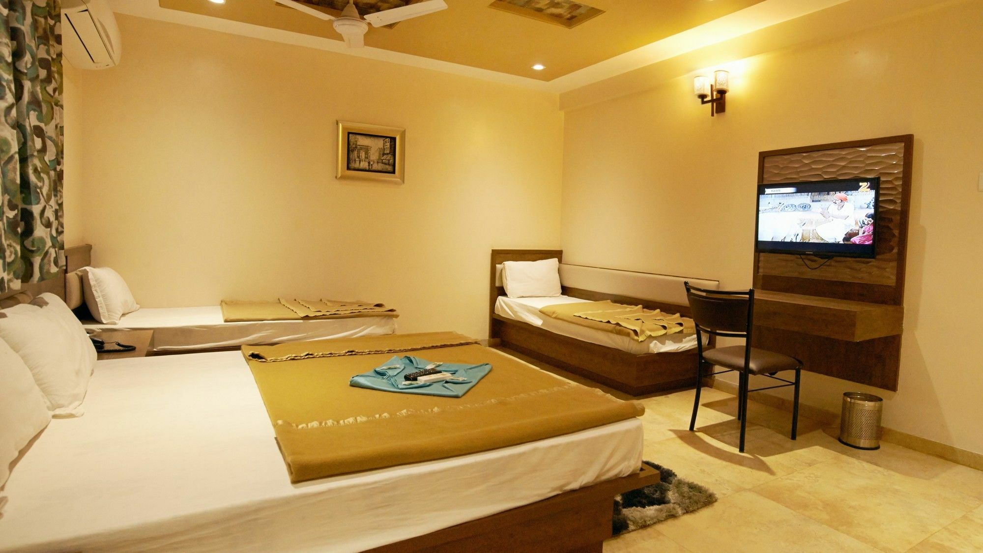 Hotel Sai Suraj Park Shirdi Exterior photo